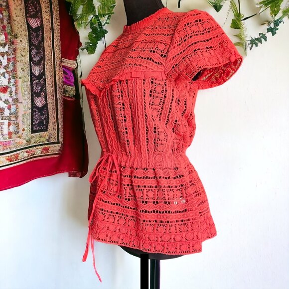 NWOT CAROLINA K ANTHROPOLOGIE ( S ) "Bernice" Coral Lace Eyelet Peplum Top - Picture 5 of 7